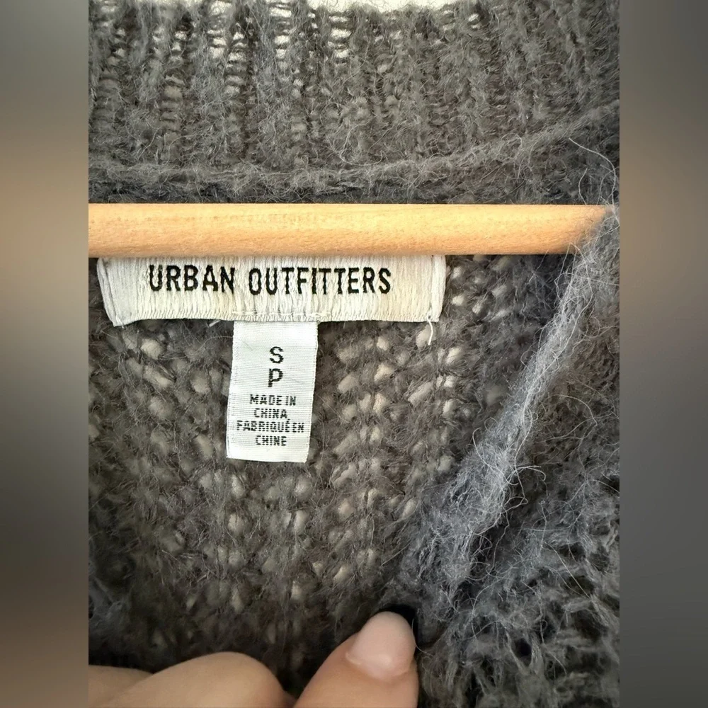 Urban Outfitters Oversized Alston Distressed Knit Pullover Sweater, size small. - Picture 10 of 11